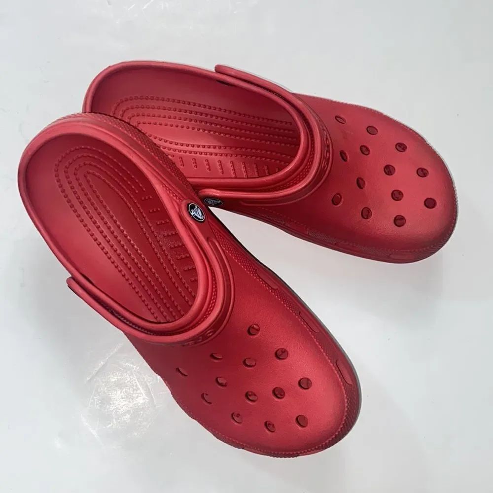 Crocs Classics Electric Pink Men Shoes Size 11